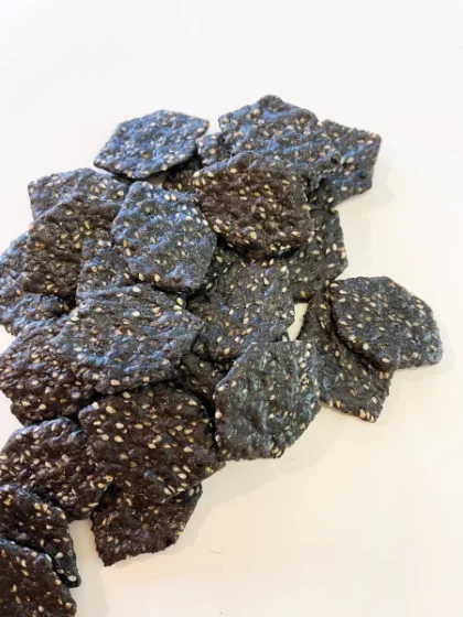 Naturkraftwerke-Schwarzer-Sesam-Reiscracker-vegan